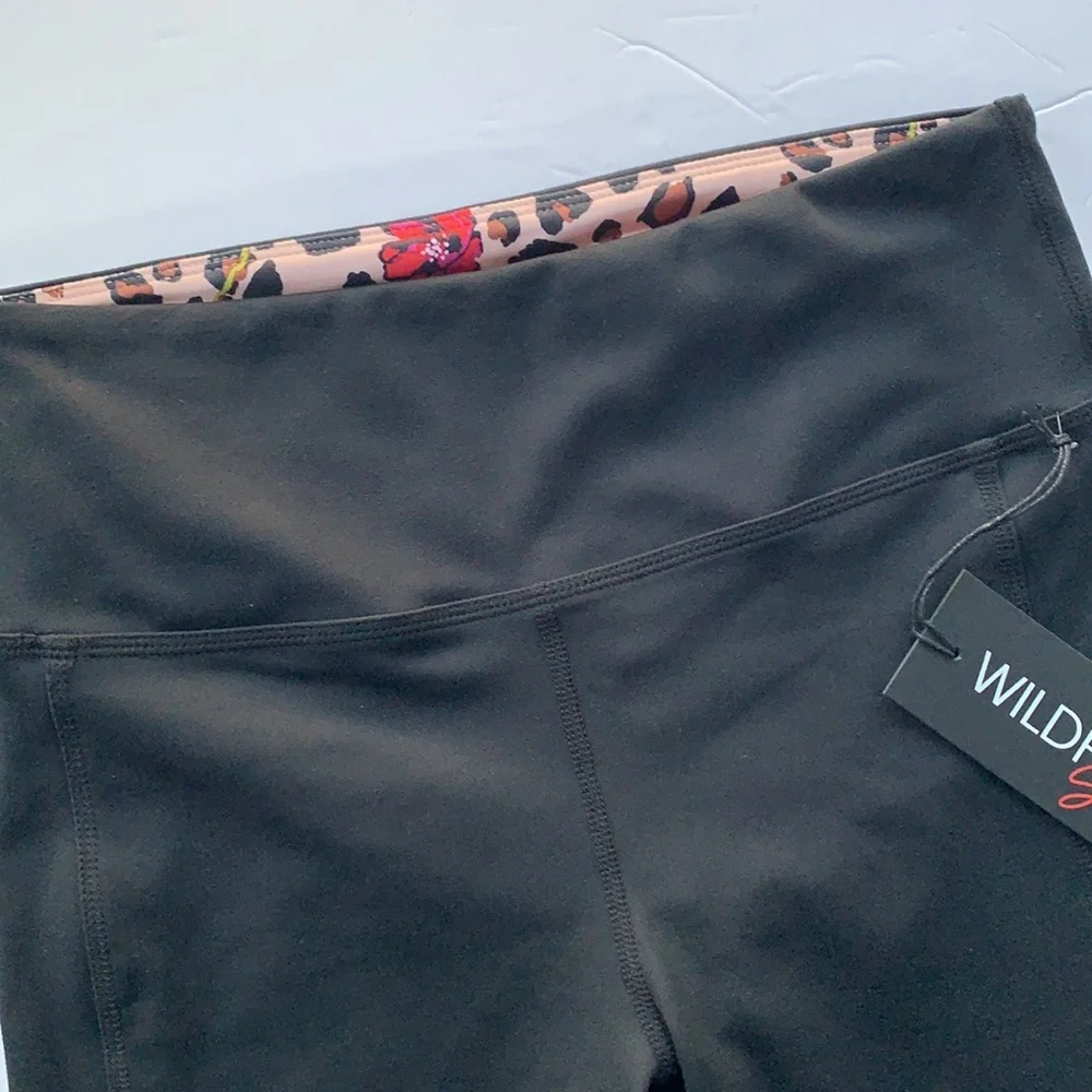WILDFOX‎  black/natural wild leopard biker shorts